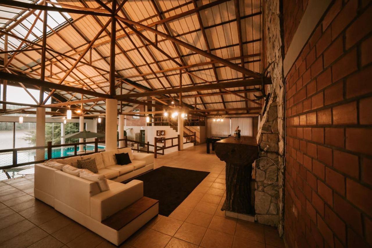 Vira Charme Resort Fernandes Pinheiro Extérieur photo