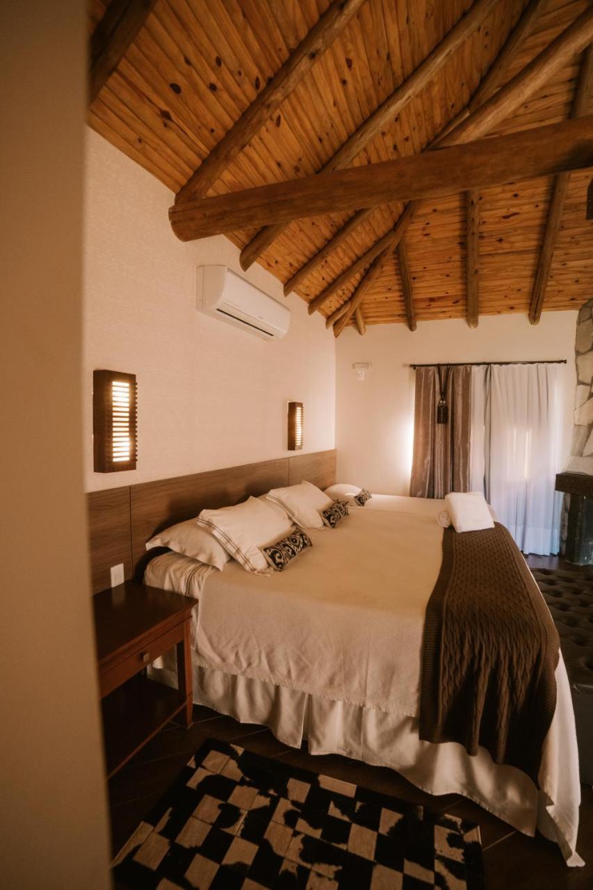 Vira Charme Resort Fernandes Pinheiro Extérieur photo