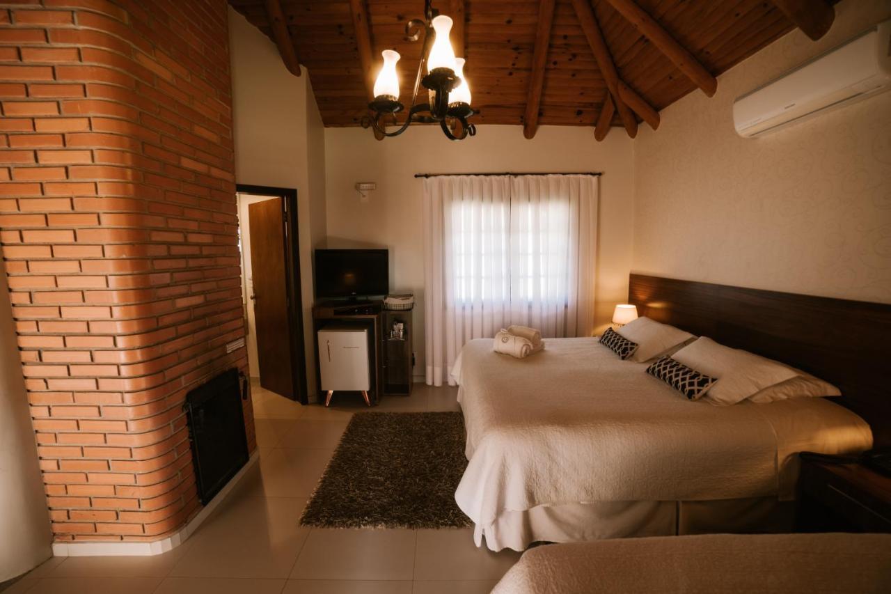Vira Charme Resort Fernandes Pinheiro Extérieur photo