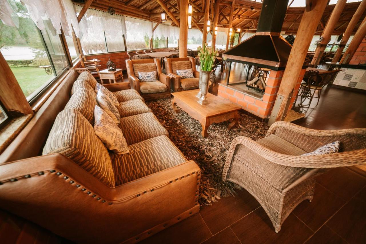 Vira Charme Resort Fernandes Pinheiro Extérieur photo
